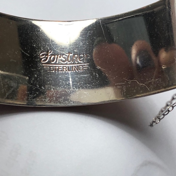 Wide Sterling silver bangle - Picture 5 of 8